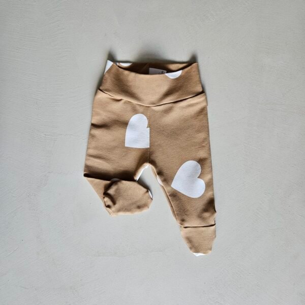 Valeur Couture Broekje met voetjes hartjes