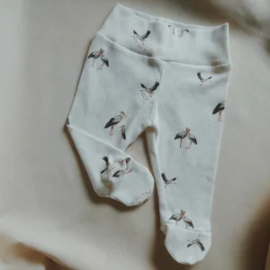 Valeur Couture Broekje met voetjes ooievaars